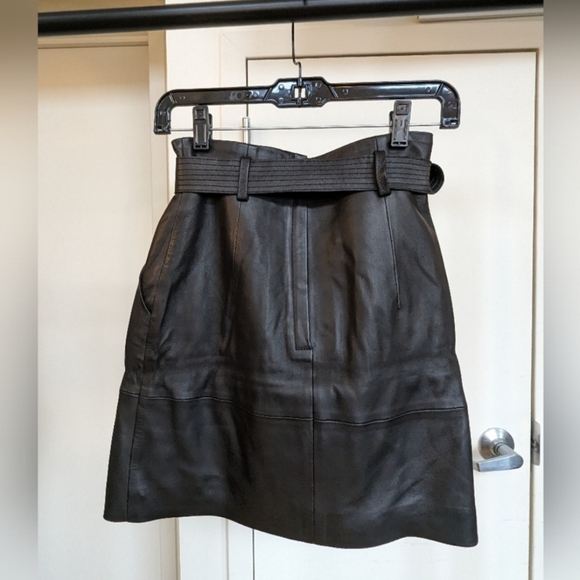 Real leather mini skirt - Picture 3 of 3
